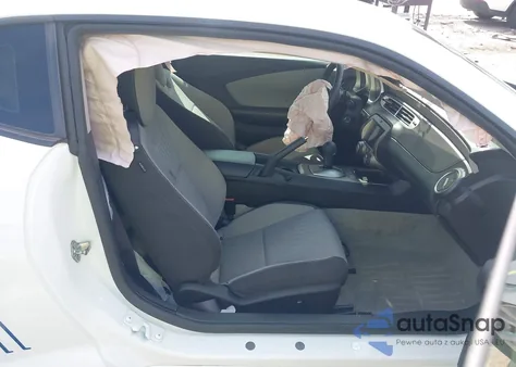 2015 Chevrolet Camaro 2Ls из США, поврежденный, VIN 2G1FB1E36F9291575